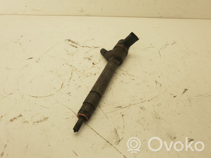 Volvo XC70 Fuel injector 30750283