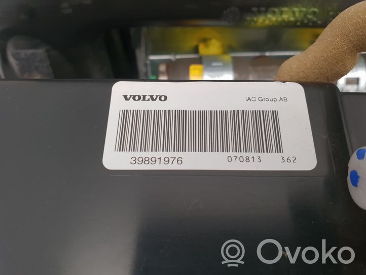 Volvo XC70 Tableau de bord 39854340