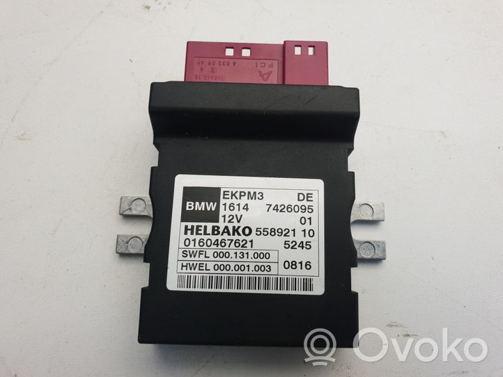 BMW 2 F22 F23 Polttoaineen ruiskutuspumpun ohjainlaite/moduuli 7426095