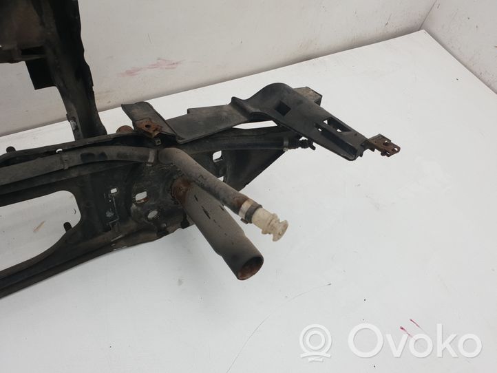 BMW 3 E46 Pannello di supporto del radiatore 17111691