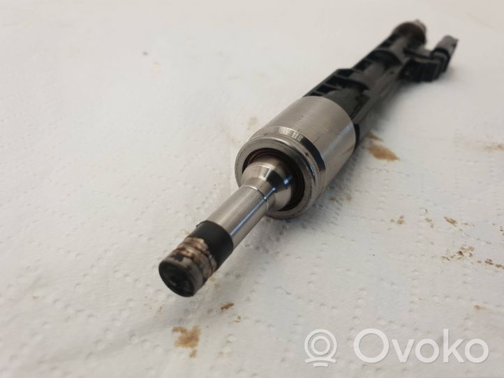 BMW 2 F22 F23 Injecteur de carburant 13647639994