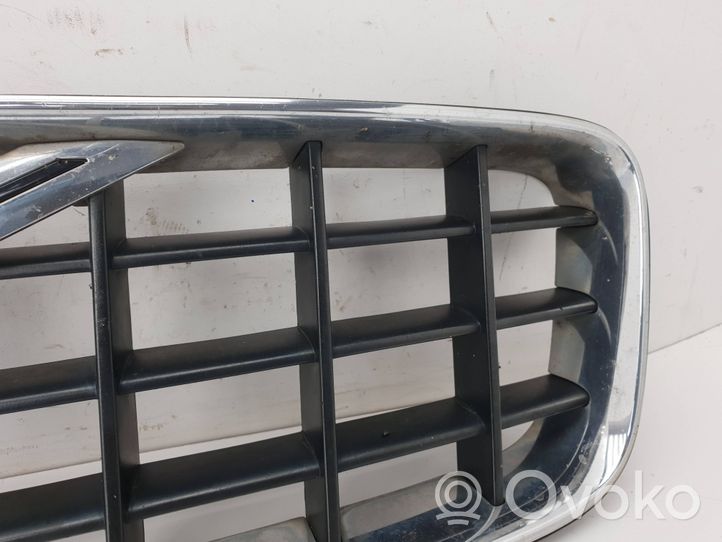 Volvo XC90 Atrapa chłodnicy / Grill 08620587