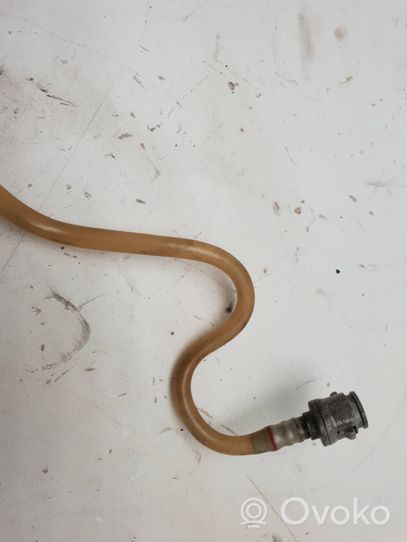 BMW 7 E65 E66 Fuel line pipe 7801646