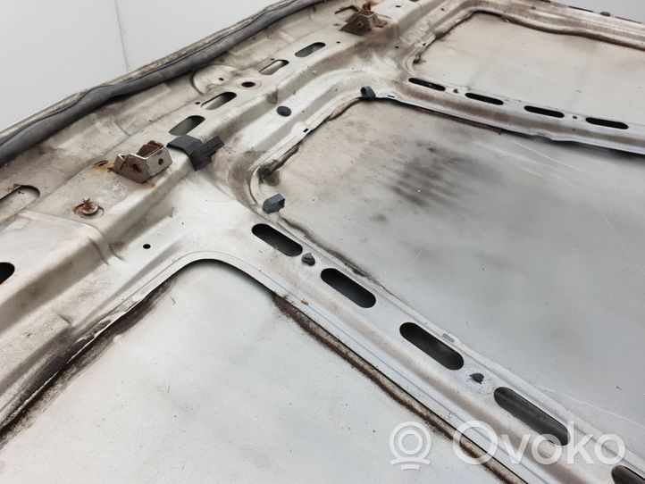 BMW 5 E34 Dangtis variklio (kapotas) 41611944583