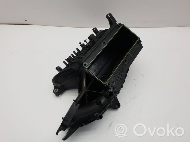 Audi A1 Intake manifold 03C129711AD