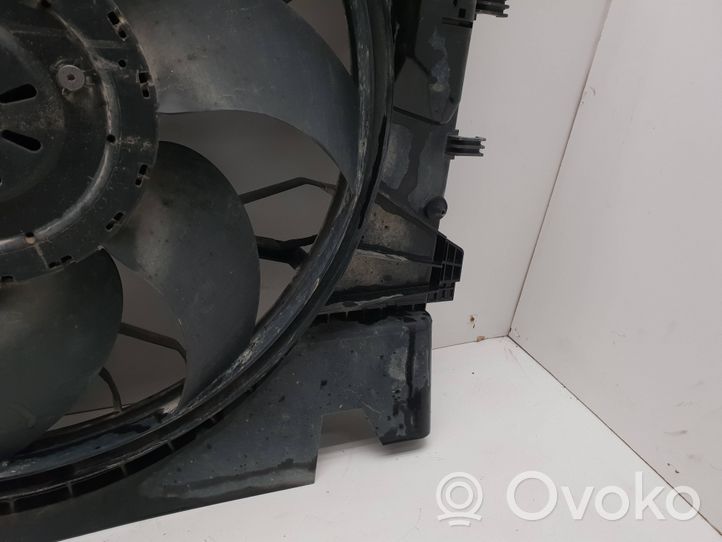 Volvo XC90 Radiator cooling fan shroud 00404523