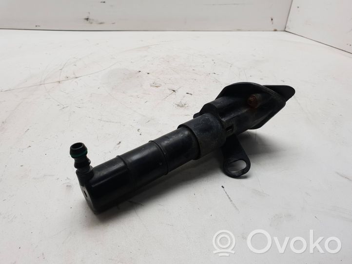 Volvo XC90 Headlight washer spray nozzle 30698506