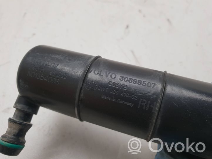 Volvo XC90 Headlight washer spray nozzle 30698507