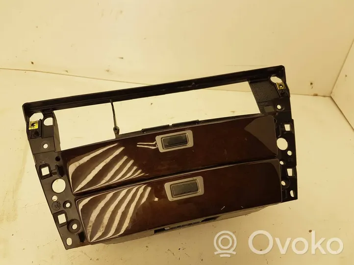 BMW 7 E65 E66 Boîte / compartiment de rangement pour tableau de bord 7032886