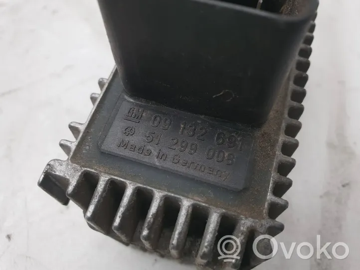 Opel Frontera B Glow plug pre-heat relay 09132691