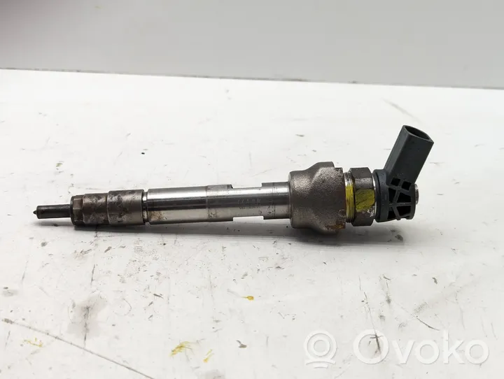 Toyota Avensis T270 Injecteur de carburant 8515066