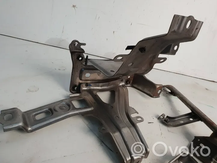 Lexus RX 450H Bracket in trunk/boot 