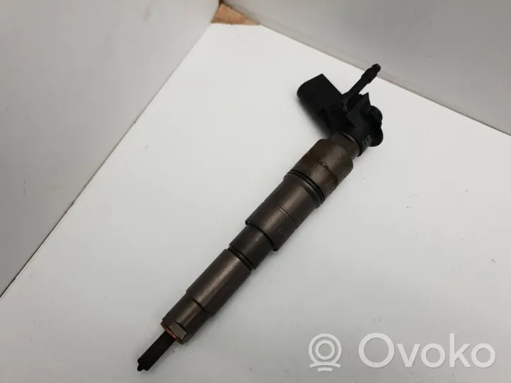 BMW 5 E60 E61 Injecteur de carburant 7796042