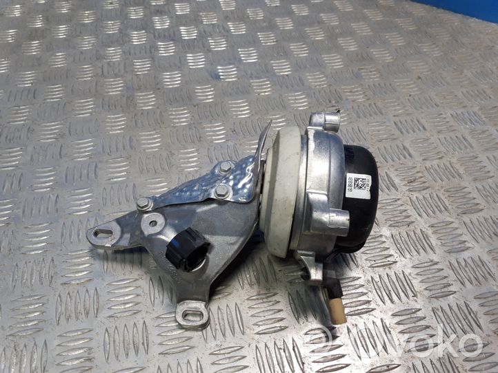 Audi A8 S8 D5 Supporto di montaggio del motore 4M0399151K