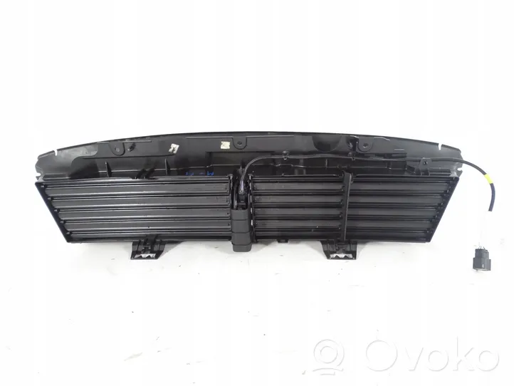 Volvo S60 Déflecteur d'air de radiateur de refroidissement 