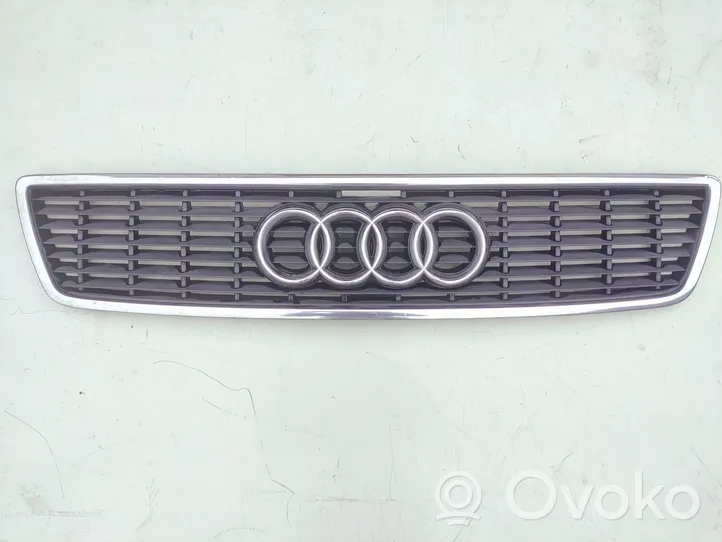 Audi A8 S8 D2 4D Atrapa chłodnicy / Grill 4D0853651B