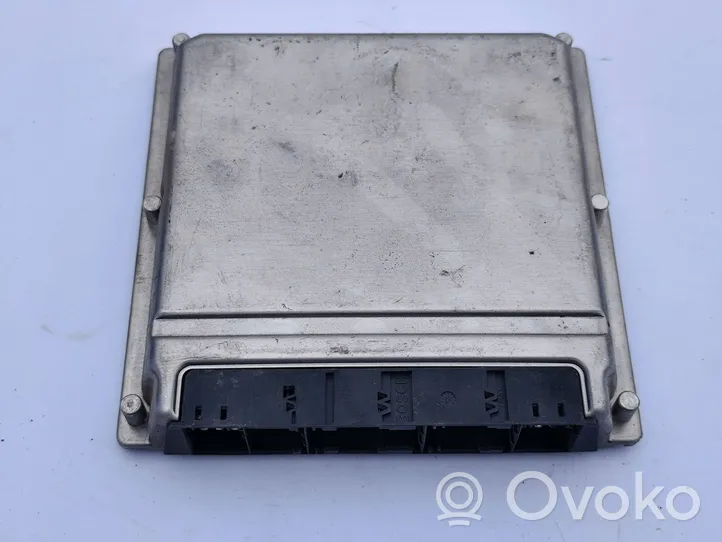 Mercedes-Benz E W210 Centralina/modulo motore ECU A0001531379