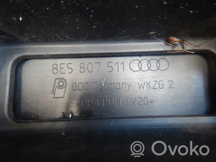 Audi A4 S4 B6 8E 8H Zderzak tylny 8E5807511