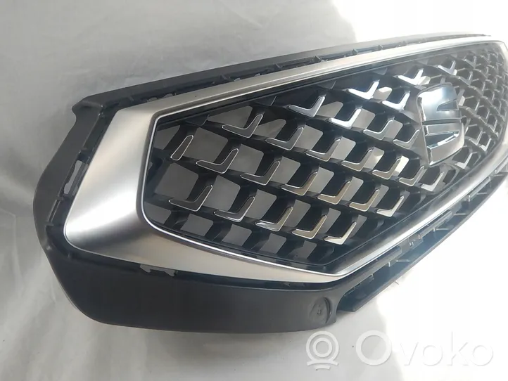 Seat Tarraco Maskownica / Grill / Atrapa górna chłodnicy 5FJ853654B