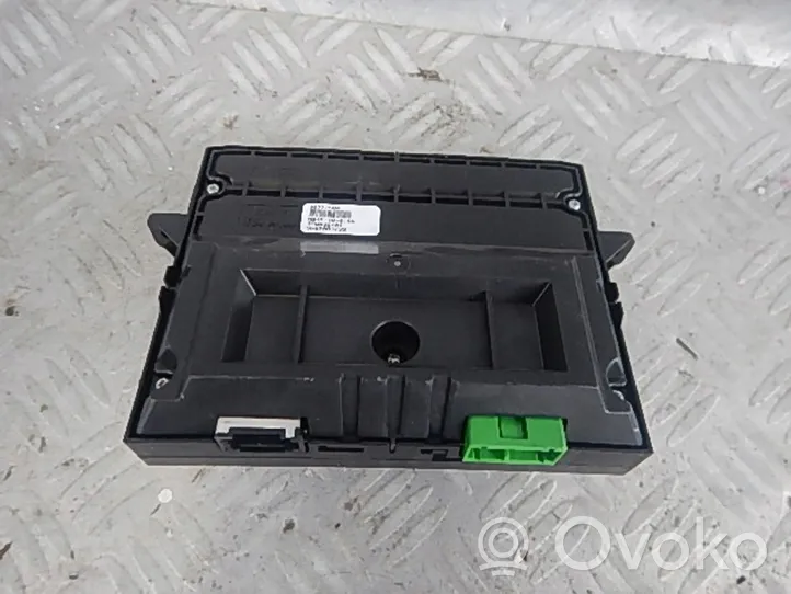 Volvo XC60 Monitor / wyświetlacz / ekran 30772584