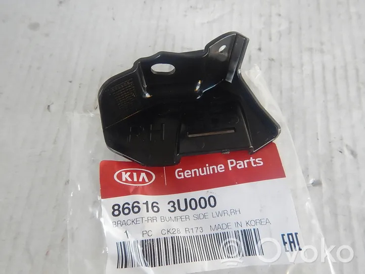 KIA Sportage Takapuskurin kannake 866163U000