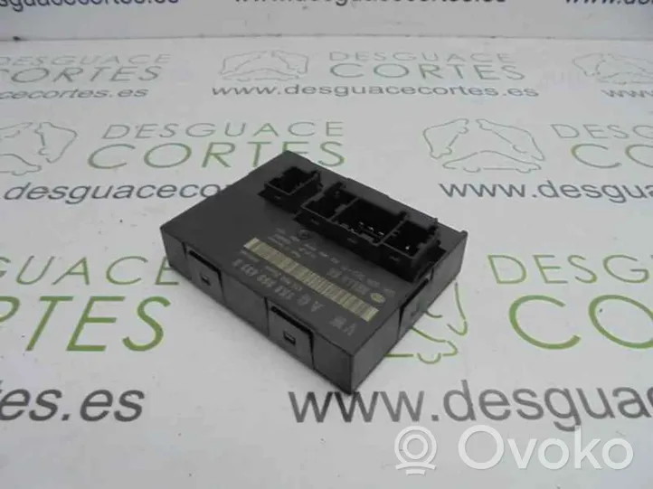 Volkswagen Golf V Centralina/modulo chiusura centralizzata portiere 1K0959433AJ