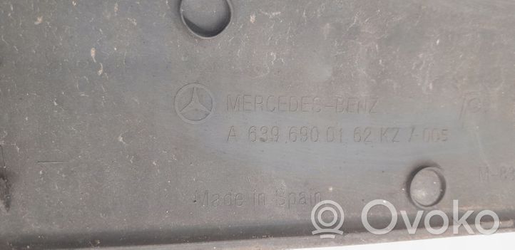 Mercedes-Benz Vito Viano W639 Etuoven lista (muoto) A6396900162