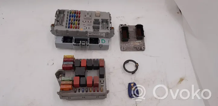 Fiat Punto (188) Kit centralina motore ECU e serratura 0261204983