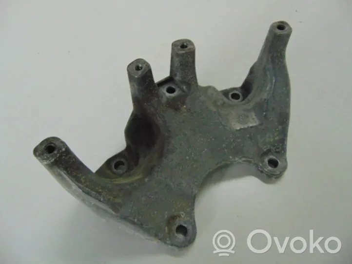 BMW 7 F01 F02 F03 F04 Support de boîte de vitesses 6777611