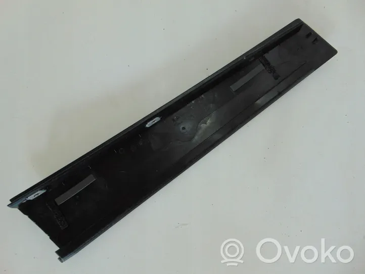 Citroen C5 Aircross Rivestimento della portiera anteriore (modanatura) 9811261080