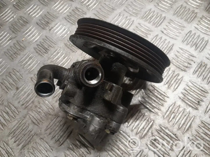 Audi A4 S4 B5 8D Pompe de direction assistée 3D0145156L