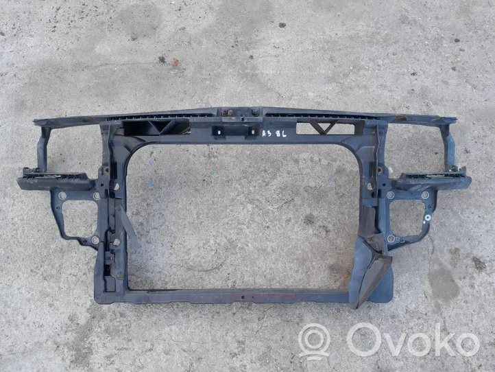 Audi A3 S3 8L Radiatorių panelė (televizorius) 8L0010139M