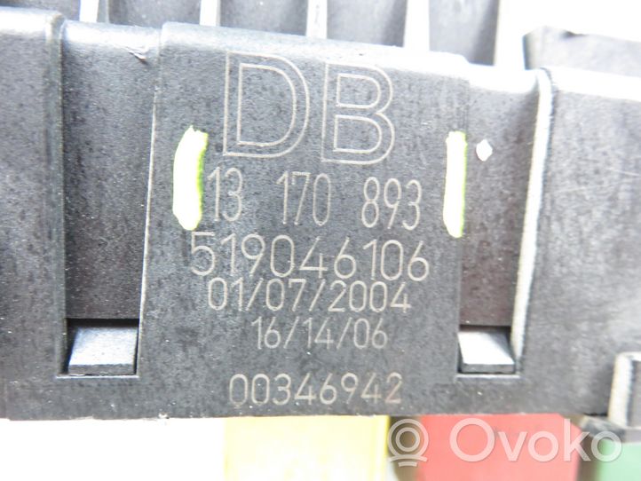 Opel Vectra C Relais de batterie fusible 