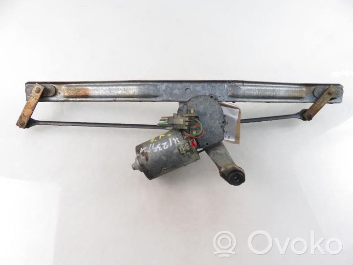 Volkswagen Polo II 86C 2F Front wiper linkage 