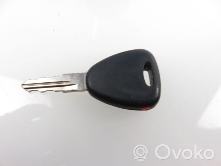 Renault Kangoo I Ignition lock 