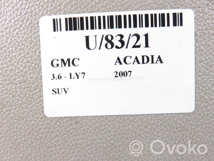 GMC Acadia I Uchwyt na kubek deski rozdzielczej 15948609