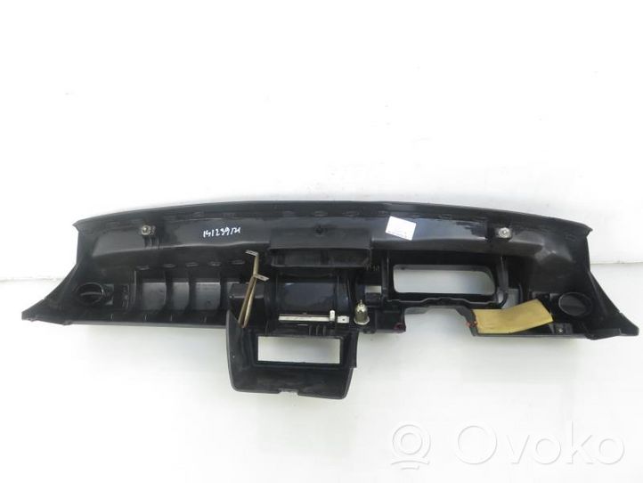 Volkswagen Polo II 86C 2F Dashboard 867857007A