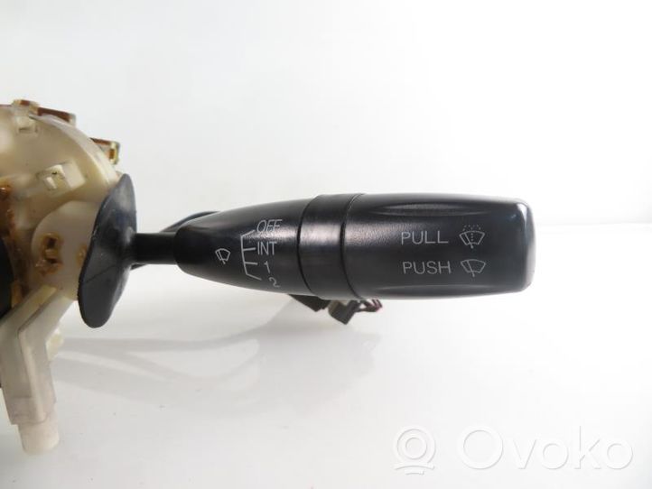 KIA Rio Leva/interruttore dell’indicatore di direzione e tergicristallo 45131A100