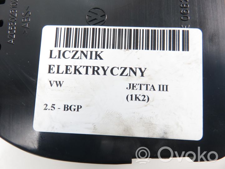 Volkswagen Jetta V Licznik / Prędkościomierz A2C53084348