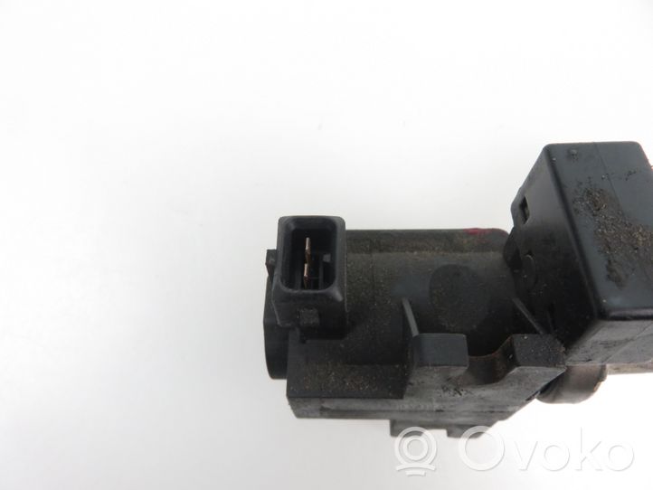 Opel Astra H Valve vacuum 897219