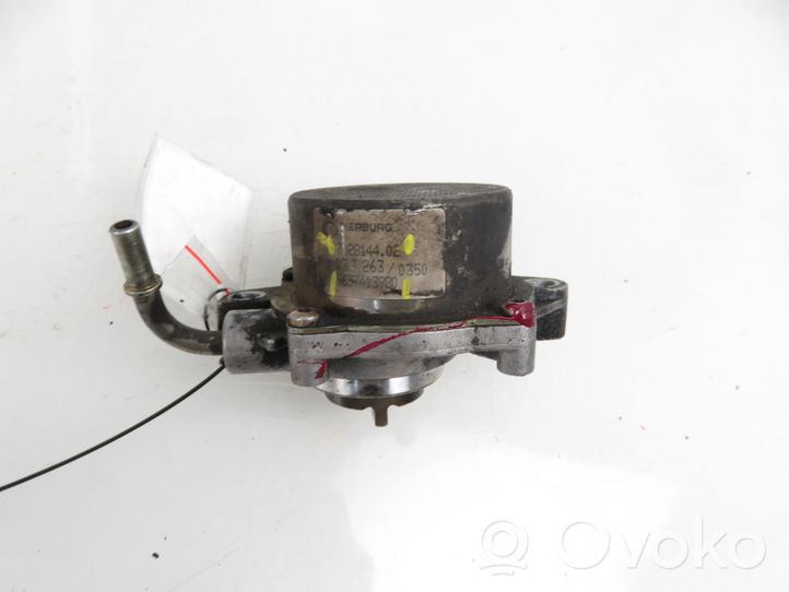 Citroen C3 Vacuum pump 9637413980