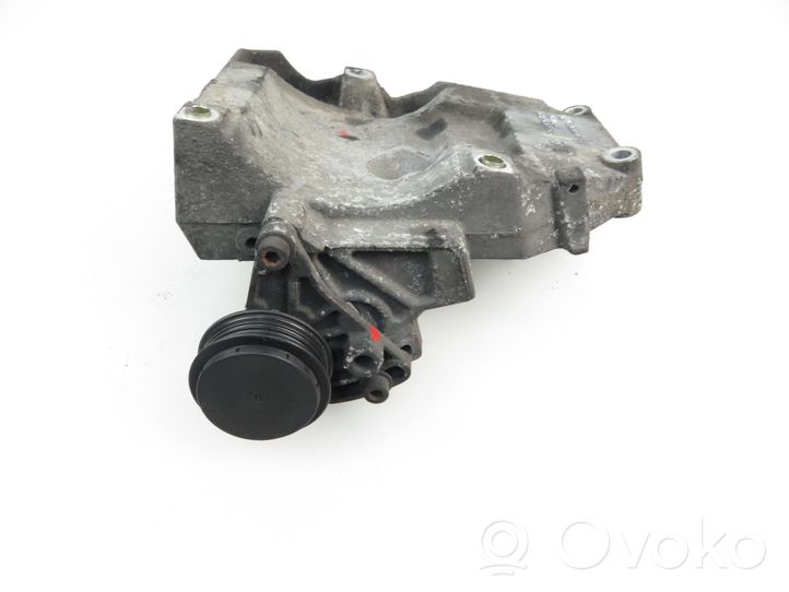 Volkswagen PASSAT B5.5 A/C compressor mount bracket 