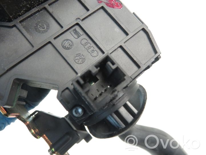 Volkswagen Touareg I Leva/interruttore dell’indicatore di direzione e tergicristallo 7L6953507AA