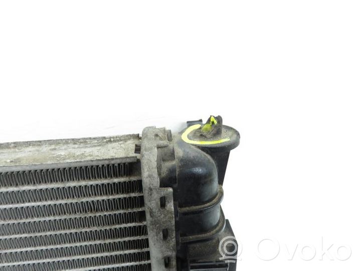 Ford C-MAX I Radiateur de refroidissement 