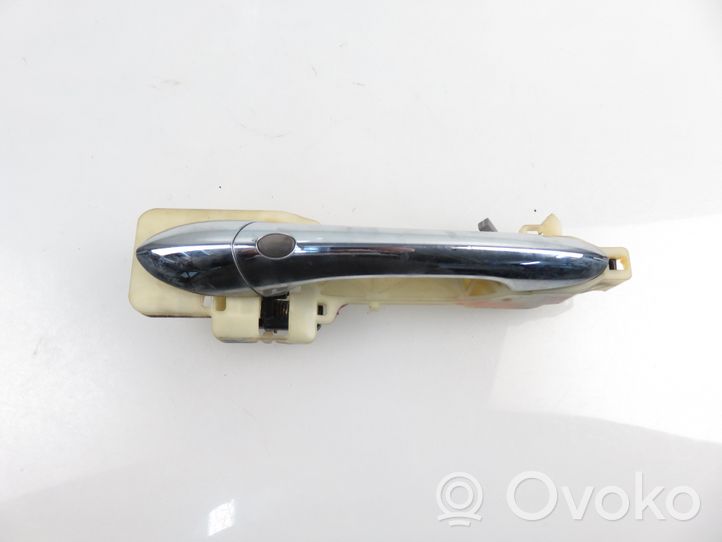 Hyundai Sonata Front door exterior handle 