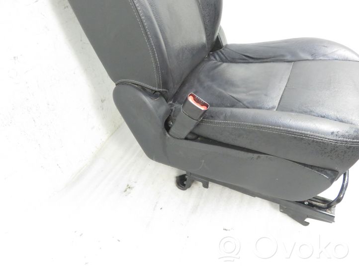 Chevrolet Captiva Seat set 