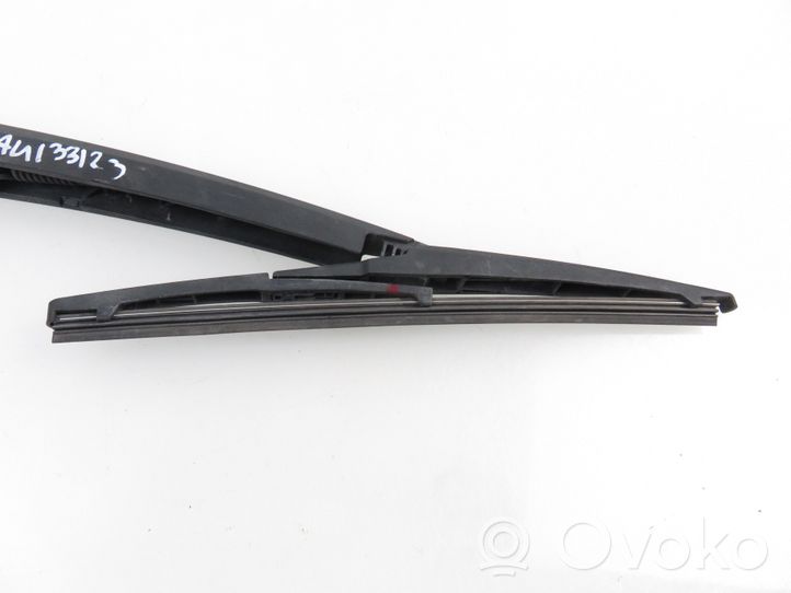 KIA Rio Rear wiper blade arm 