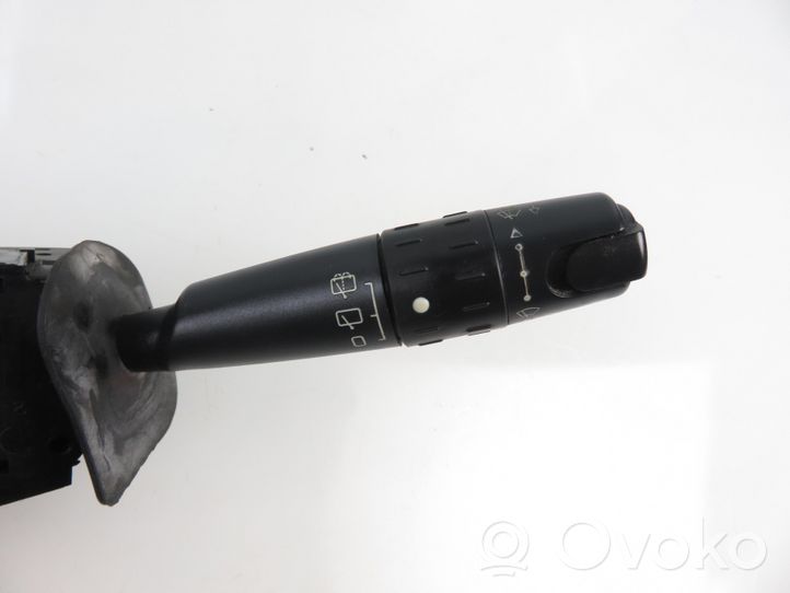 Peugeot 806 Leva/interruttore dell’indicatore di direzione e tergicristallo 96132773ZL