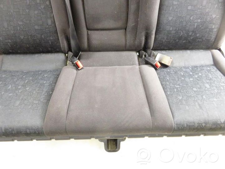 Opel Zafira A Second row seats 