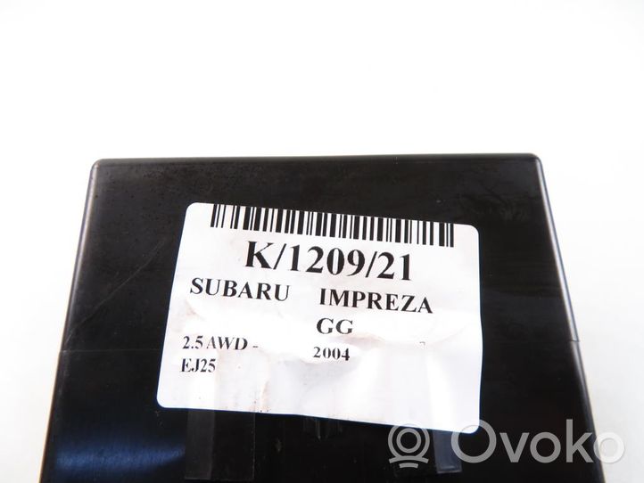 Subaru Impreza II Module de contrôle carrosserie centrale 